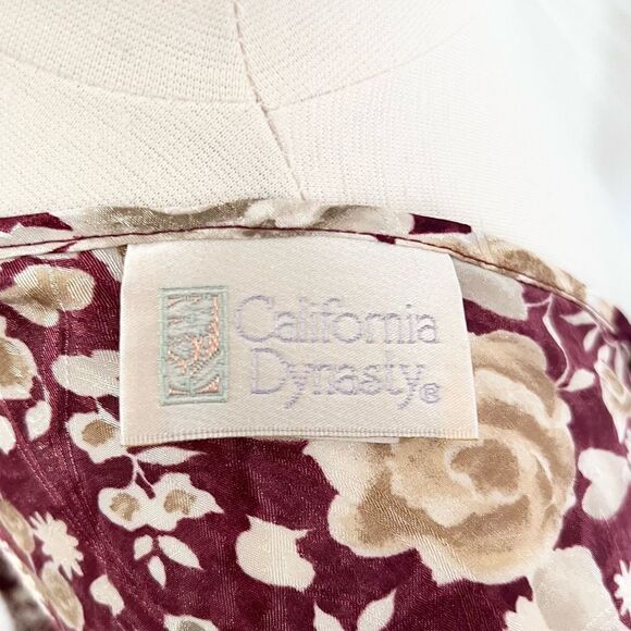 🚨4/$25 VINTAGE California Dynasty Floral Slip Size Large - Picture 4 of 5